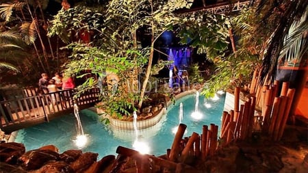 1538122496_0061_534456027